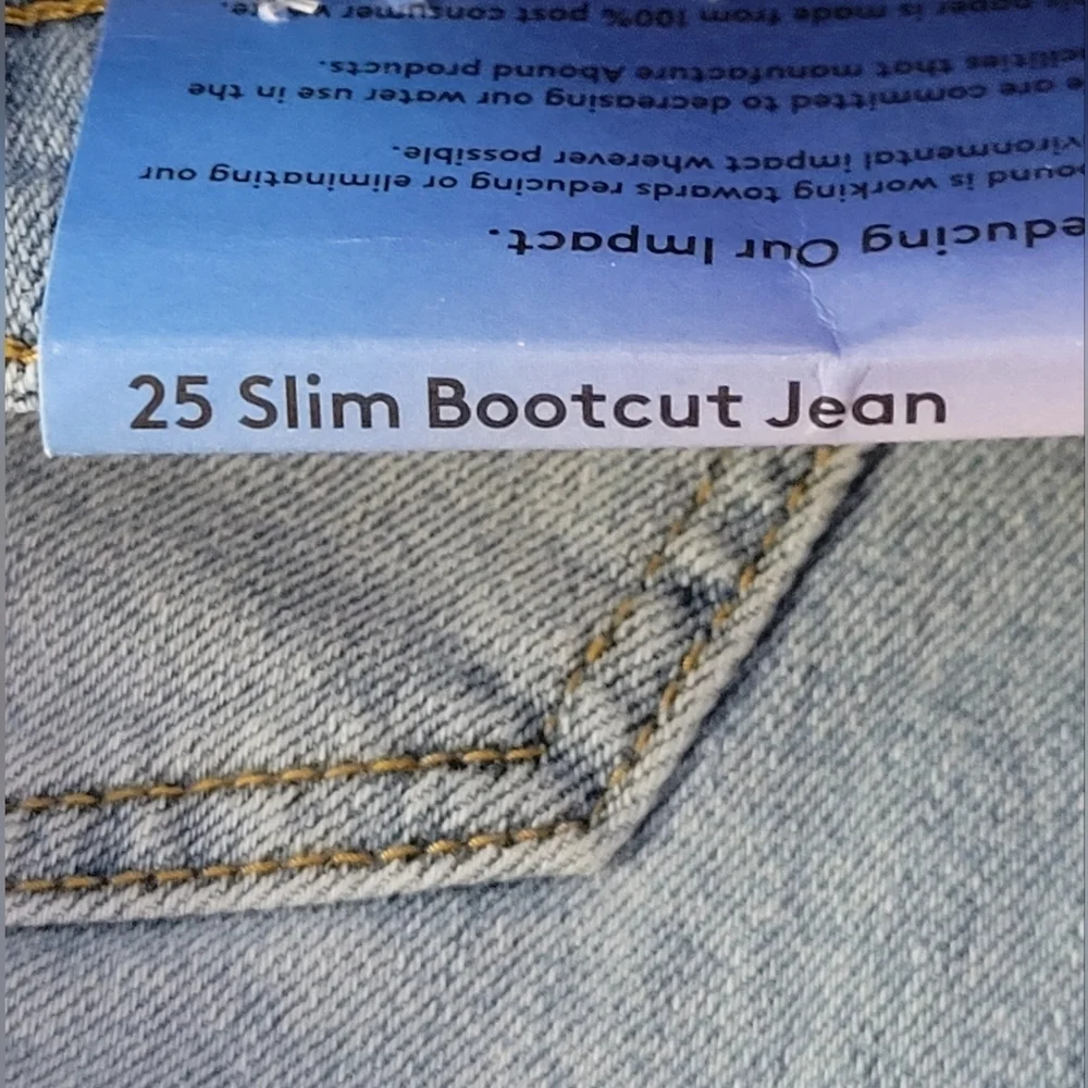 Abound 25 Slim Bootcut Jeans Light Wash Distressed Frayed Hem Stretch Denim